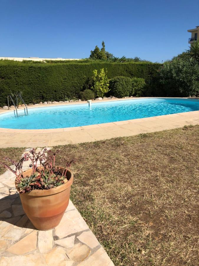 Villa C3 Arthur Rimbaub Chambre D'Hote Piscine Proche Mer Plage 600M カーニュ・シュル・メール エクステリア 写真